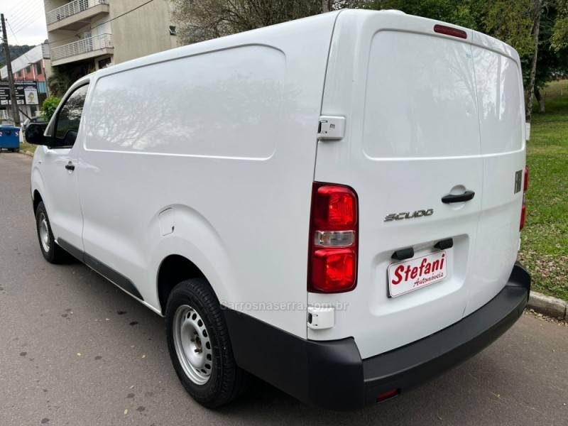 FIAT - SCUDO CARGO - 2023/2024 - Branca - R$ 168.000,00