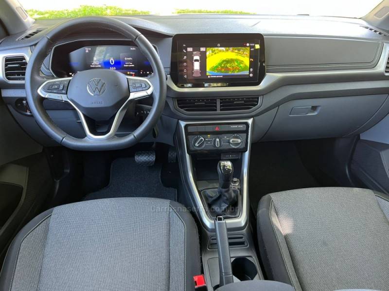 VOLKSWAGEN - T-CROSS - 2024/2025 - Prata - R$ 134.900,00