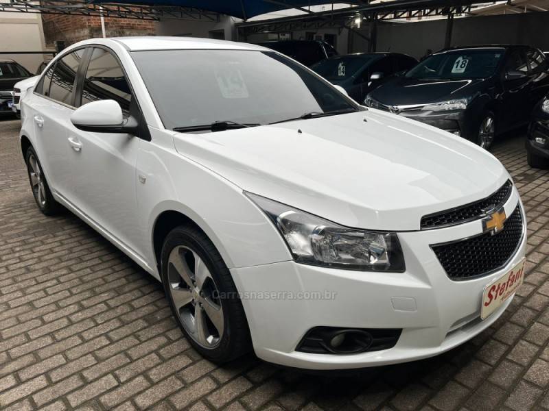 CHEVROLET - CRUZE - 2013/2014 - Branca - R$ 59.900,00