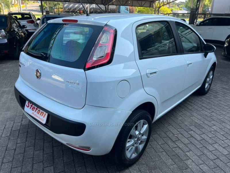 FIAT - PUNTO - 2013/2013 - Branca - R$ 39.900,00