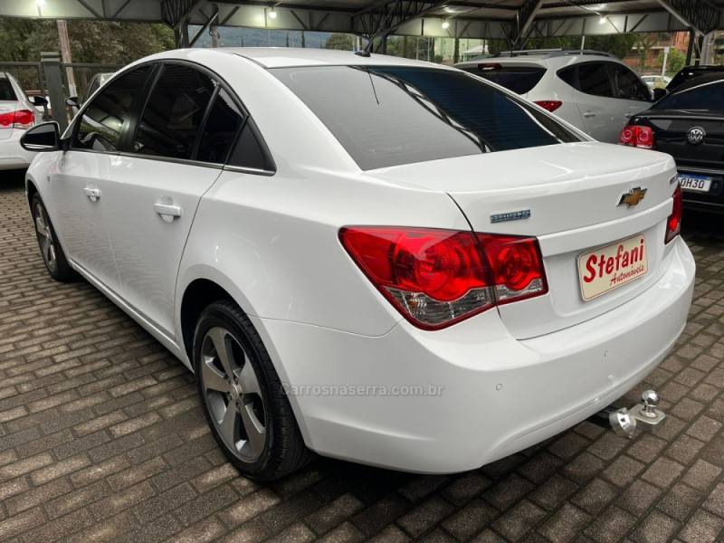 CHEVROLET - CRUZE - 2013/2014 - Branca - R$ 59.900,00