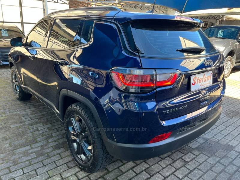 JEEP - COMPASS - 2022/2022 - Azul - R$ 151.000,00