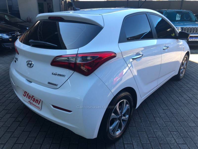 HYUNDAI - HB20 - 2014/2015 - Branca - R$ 57.900,00