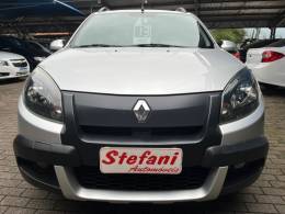 RENAULT - SANDERO - 2013/2013 - Prata - R$ 40.900,00