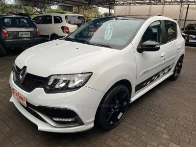 RENAULT - SANDERO - 2016/2017 - Branca - R$ 65.000,00