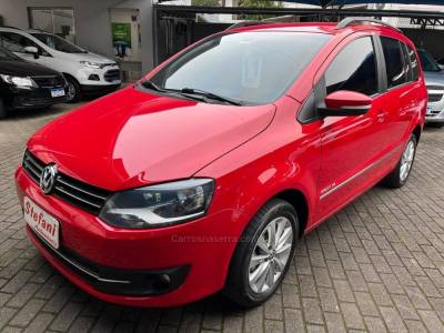 VOLKSWAGEN - SPACEFOX - 2010/2011 - Vermelha - R$ 41.900,00